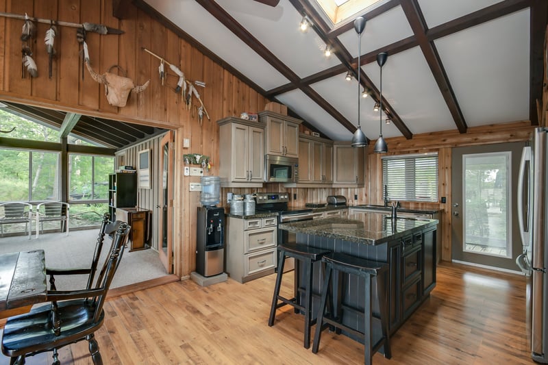 Luxury estate at 1059 Old Portage Road, Gravenhurst — photo 7