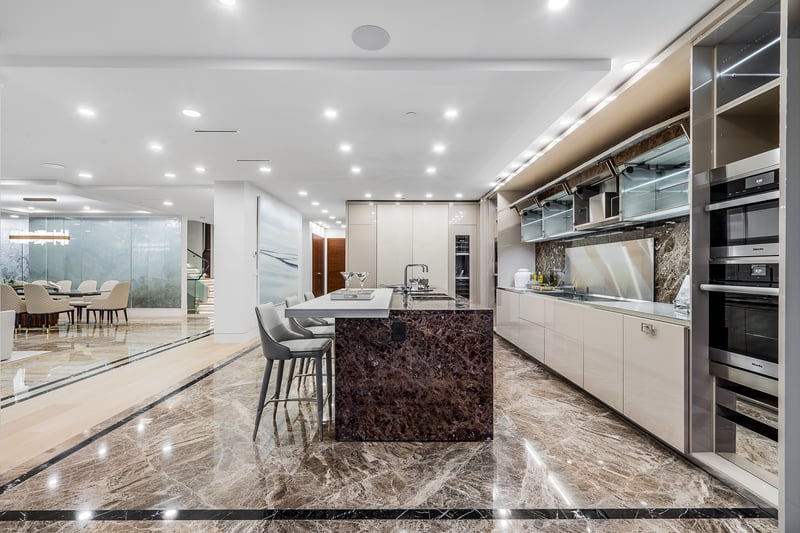 Luxury estate at 1123 Crestline Road, West Vancouver, BC — photo 8