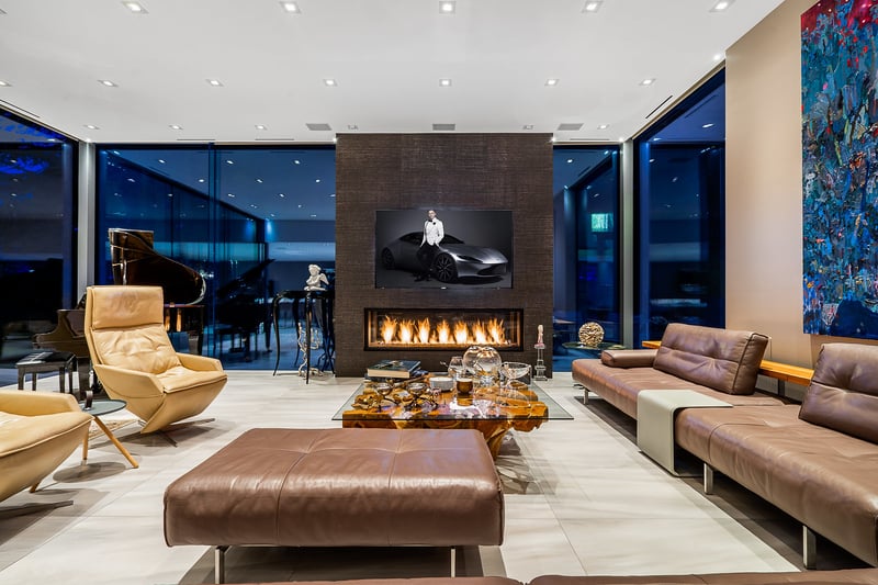 Luxury estate at 2331 Westhill Drive, West Vancouver, BC — photo 8