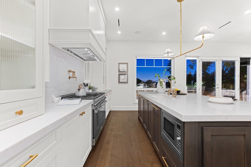 Luxury estate at 6149 164A Street, Surrey, BC — photo 9