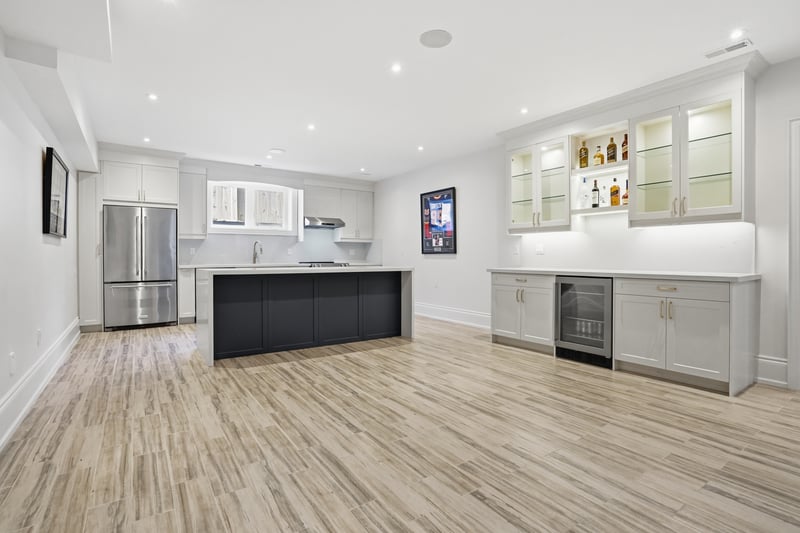 Luxury estate at 1395 Trotwood Avenue, Mississauga, ON — photo 23