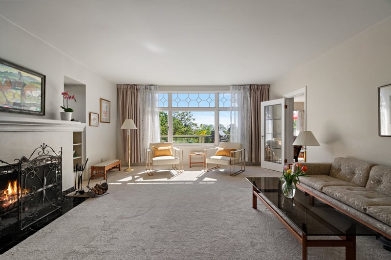 Luxury estate at 1019 Terrace Avenue, Victoria, BC — photo 10