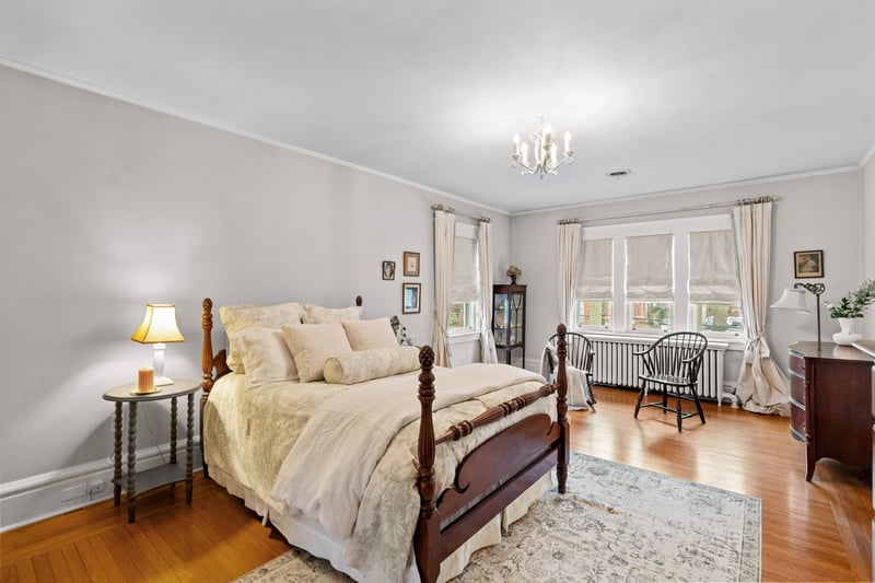 Luxury estate at 247 MacNab Street South, Hamilton, ON — photo 21