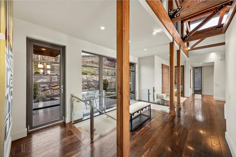 Luxury estate at 5560 Lakeshore Road, Kelowna, BC — photo 25