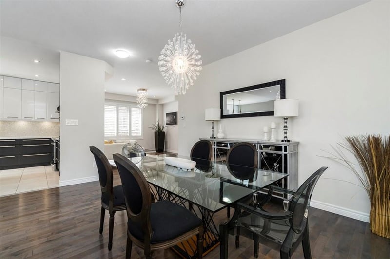 Luxury estate at 8 Pavel Place, Hamilton, ON — photo 7