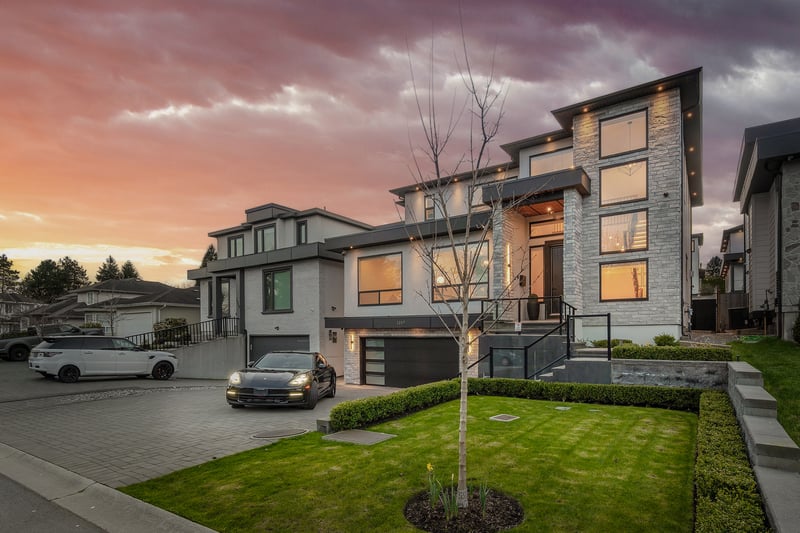Luxury estate at 1267 160A Street, Surrey, BC — photo 3