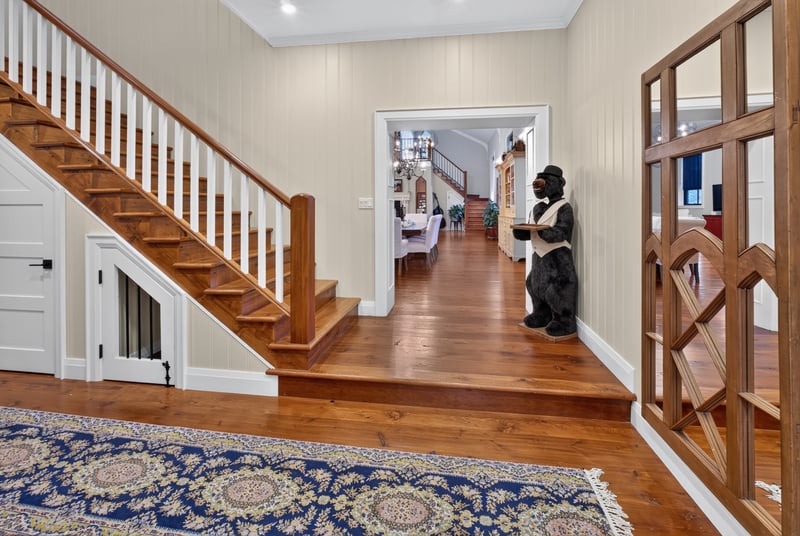 Luxury estate at 45 McMurray Street, Bracebridge, ON — photo 16