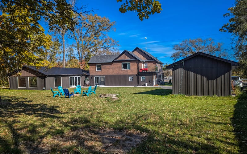 Luxury estate at 824 Trenton Frankford Road, Quinte West, ON — photo 9