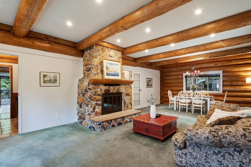 Luxury estate at 325 Bayview Road, Lions Bay, BC — photo 12