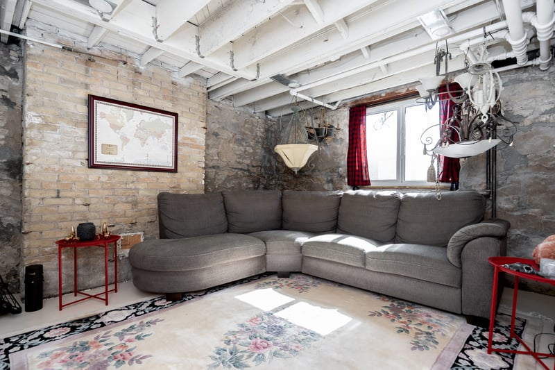 Luxury estate at 12 Ruskin Row, Winnipeg, MB — photo 41