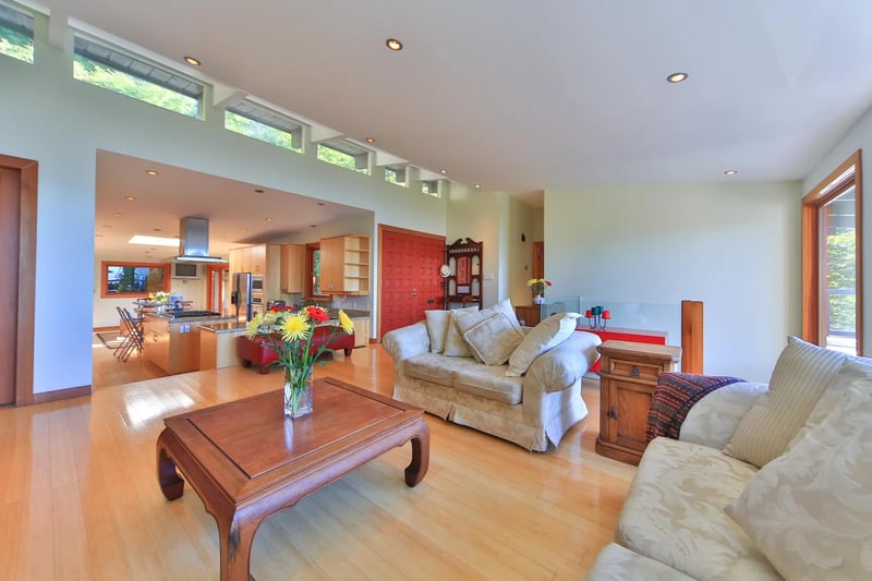 Luxury estate at 170 Highview Place, Lions Bay, BC — photo 7