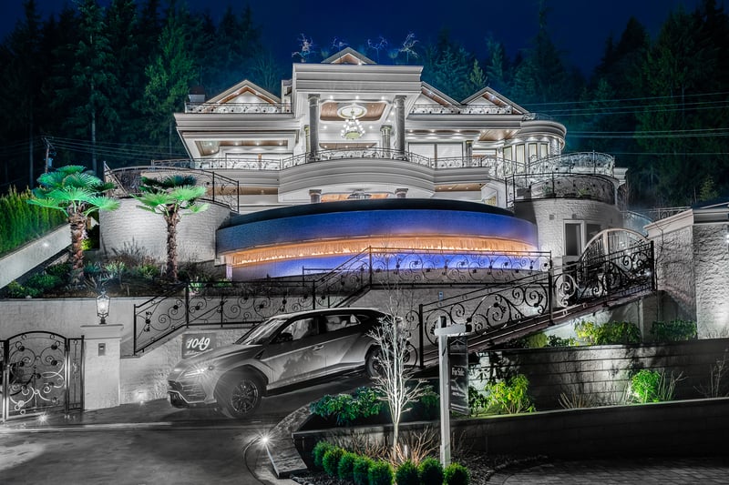 Luxury estate at 1049 Millstream Road, West Vancouver — photo 14