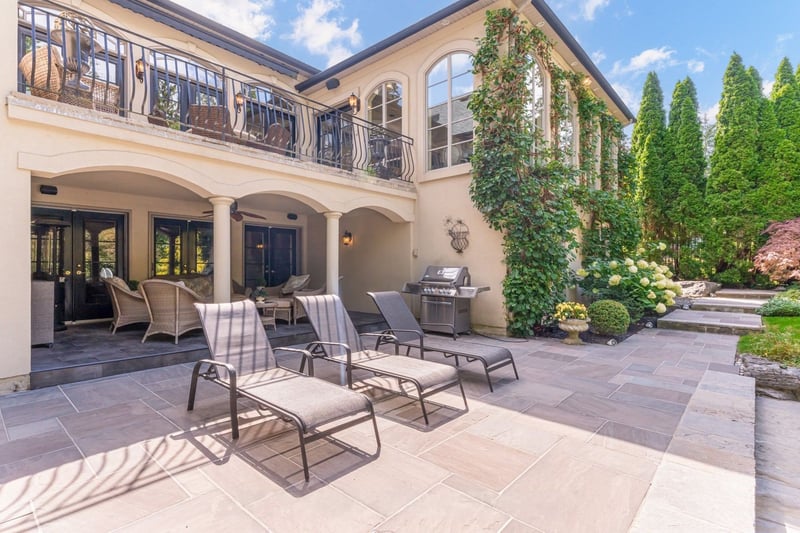 Luxury estate at 21 Harrington Place, Hamilton, ON — photo 18
