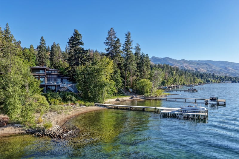 Luxury estate at 4896 Lakeshore Road, Kelowna, BC — photo 3