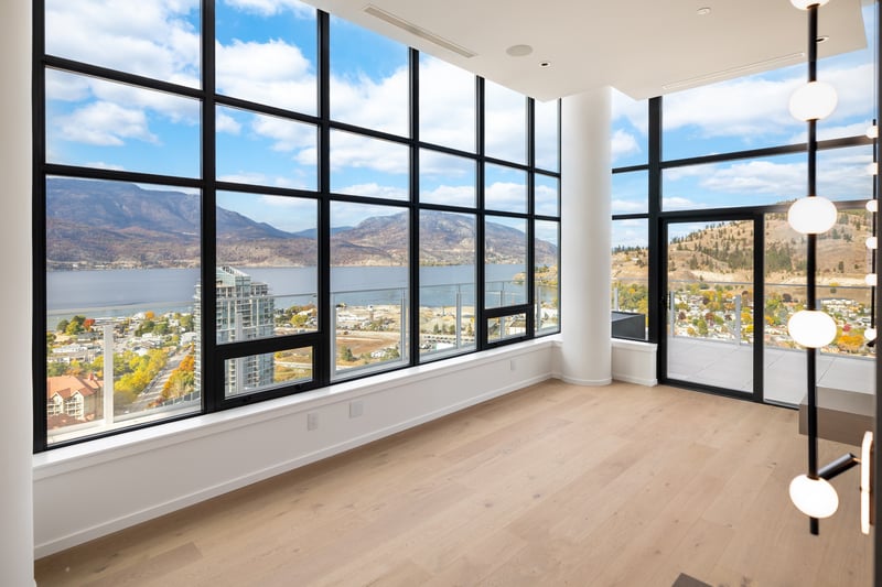 Luxury estate at 1181 Sunset Drive #2902, Kelowna, BC — photo 2