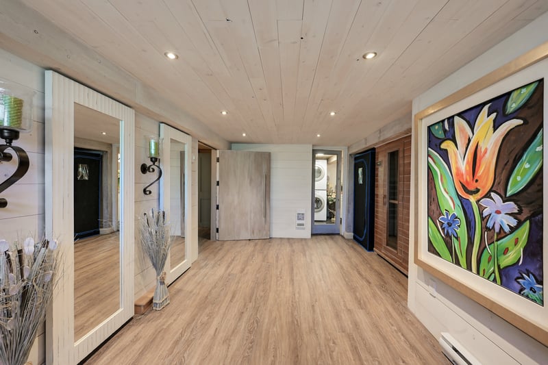 Luxury estate at 867 Victoria Avenue, Victoria, BC — photo 23