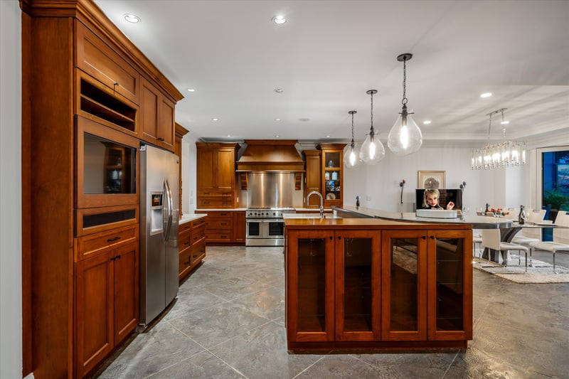 Luxury estate at 2267 Christopherson Street, Surrey, BC — photo 10