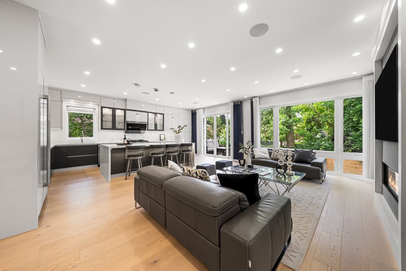 Luxury estate at 1362 Kenmuir Avenue, Mississauga, ON — photo 9