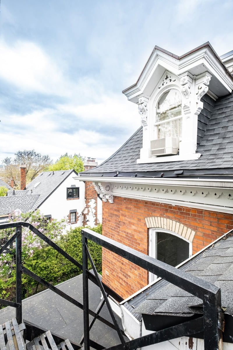 Luxury estate at 370 Hess Street South, Hamilton, ON — photo 20
