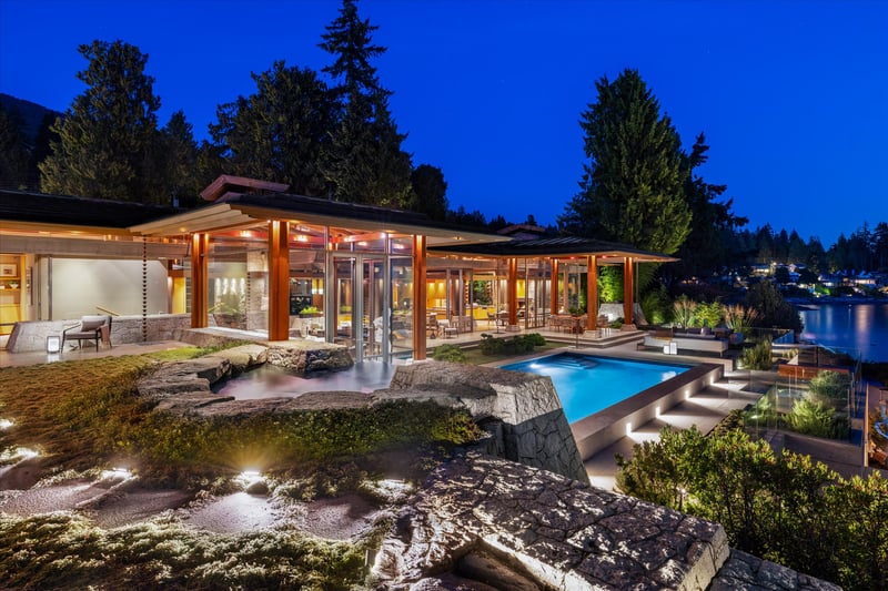 Luxury estate at West Bay, West Vancouver, BC — photo 46