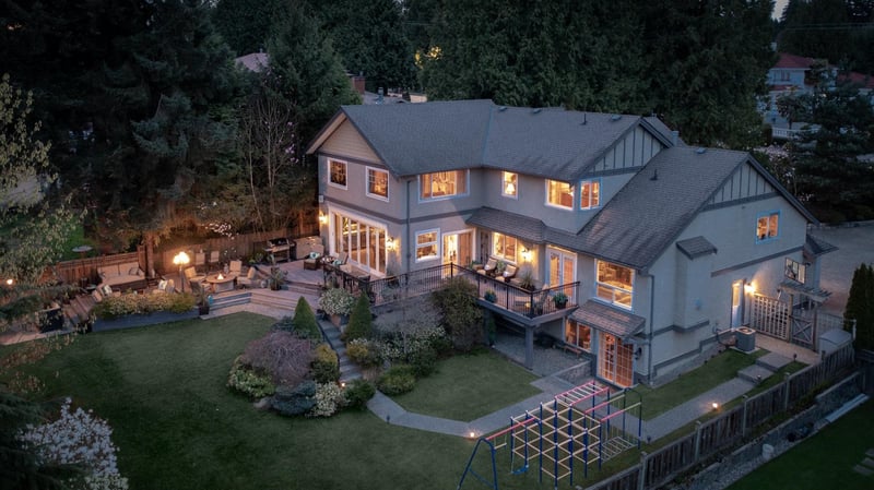 Luxury estate at 8208 Government Road, Burnaby — photo 2