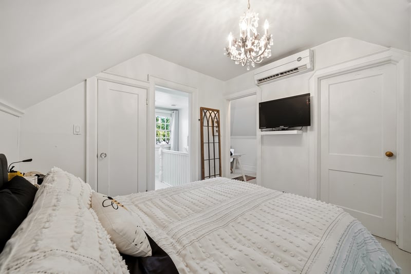 Luxury estate at 1396 Mount Pleasant Road, Toronto, ON — photo 15