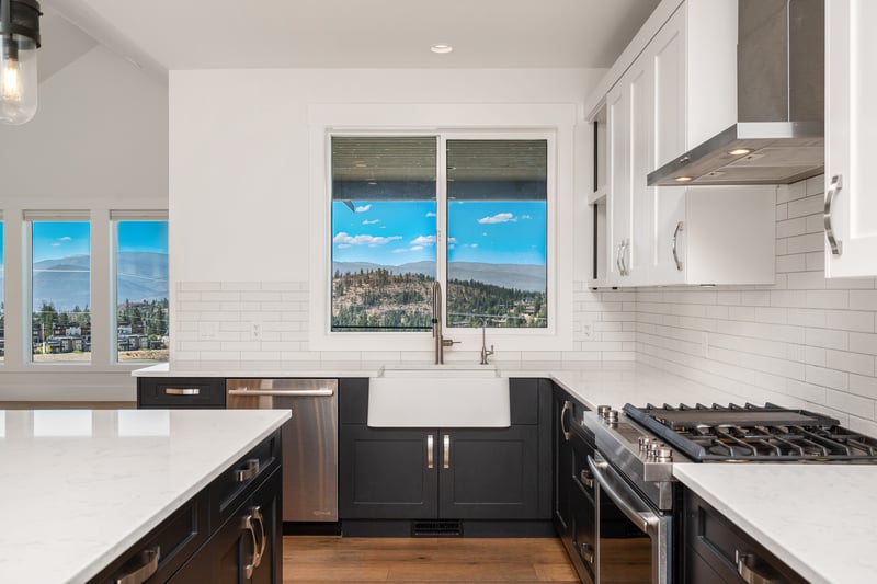 Luxury estate at 225 Dominion Way, Vernon, BC — photo 7