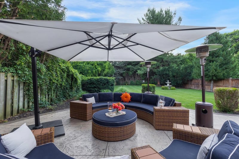 Luxury estate at 807 Indian Road, Mississauga, ON — photo 26