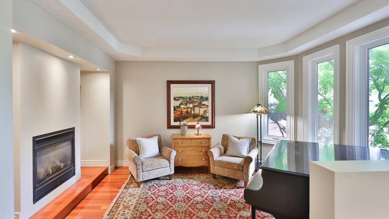 Luxury estate at 5570 McFarren Boulevard, Mississauga, ON — photo 3