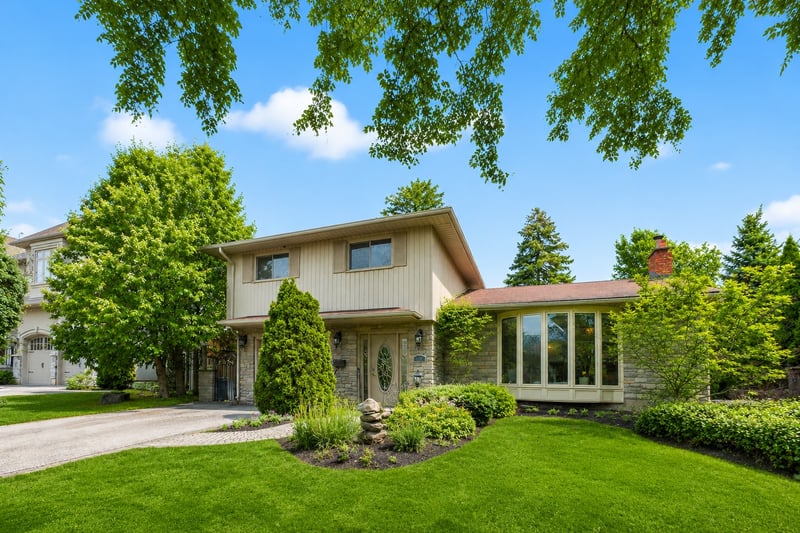 Luxury estate at 195 Wilton Street, Burlington, ON — photo 5