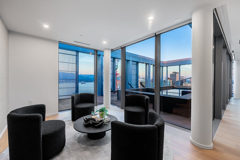 Luxury estate at 1568 Alberni Street #PH2, Vancouver, BC — photo 16
