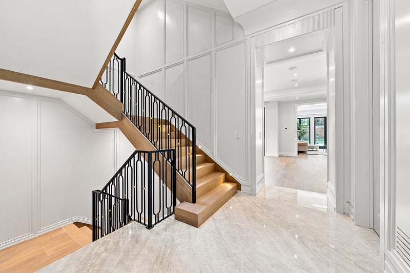 Luxury estate at 204 Forest Hill Road, Toronto, ON — photo 10