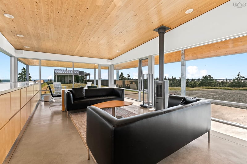 Luxury estate at 71 Hell Point Road, Halifax — photo 10