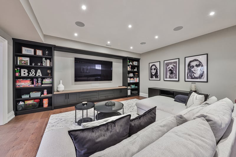 Luxury estate at 1257 Tecumseh Park Drive, Mississauga, ON — photo 30
