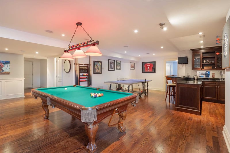 Luxury estate at 159 Jones Street, Oakville — photo 9