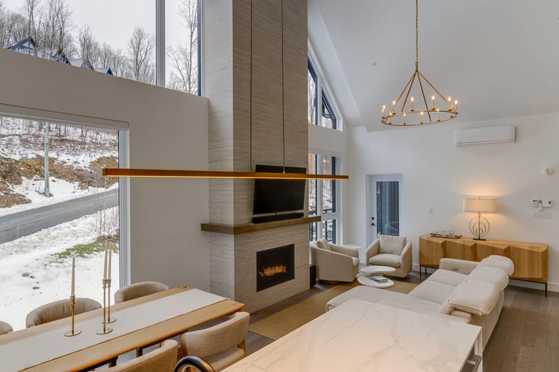Luxury estate at 194 Chemin des Diligences, Bromont, QC — photo 4