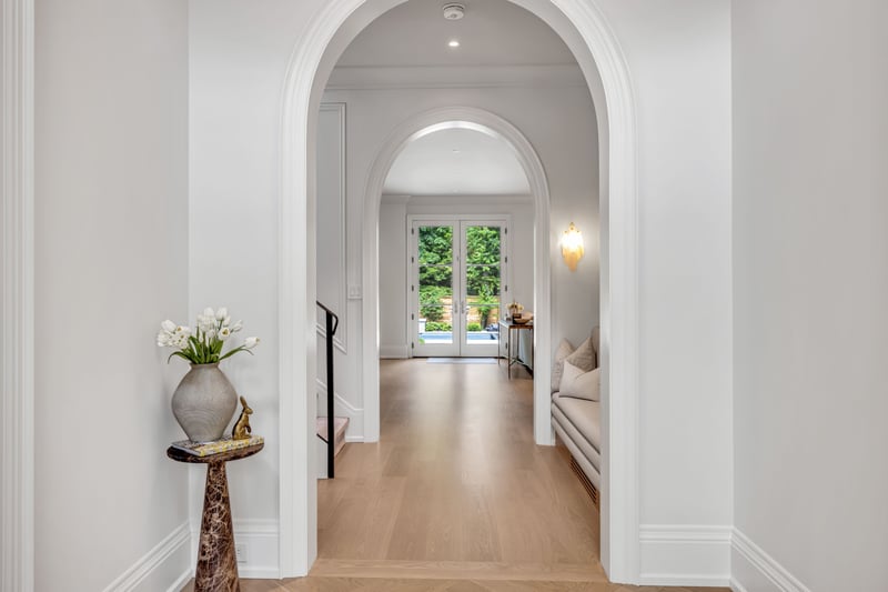 Luxury estate at 343 Douglas Avenue, Oakville, ON — photo 14