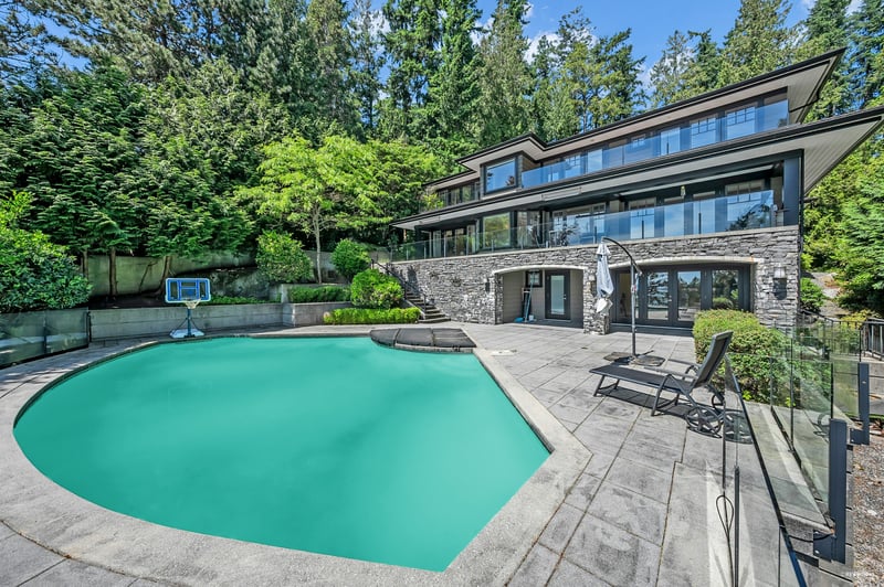 Luxury estate at 4668 Clovelly Walk, West Vancouver, BC — photo 2