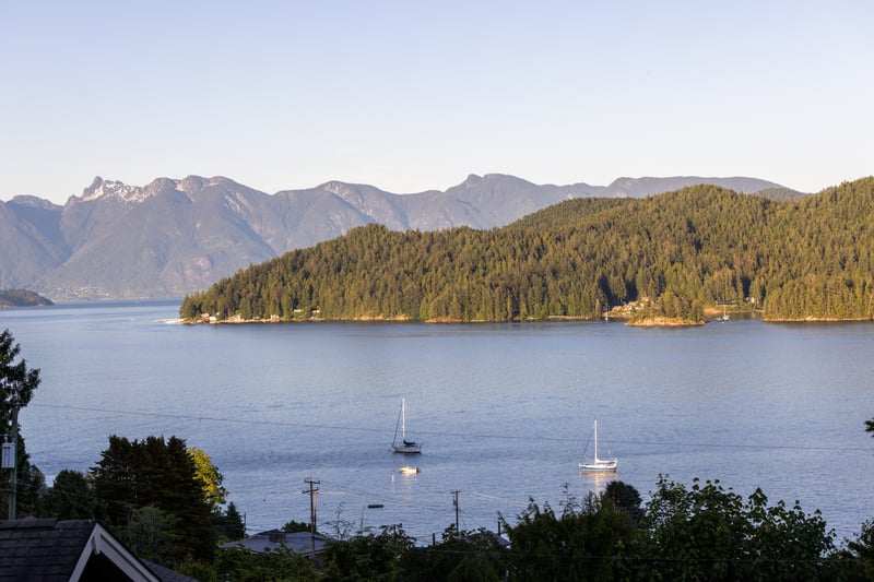 Luxury estate at 586 - 588 North Fletcher Road, Gibsons, BC — photo 26