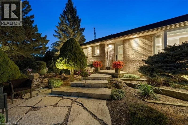 Luxury estate at 12216 Sixth Line, Acton, ON — photo 5
