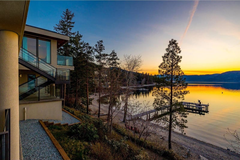 Luxury estate at 5560 Lakeshore Road, Kelowna, BC — photo 39