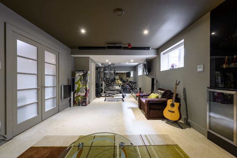 Luxury estate at 199 Rue des Français, Mont-Saint-Hilaire, QC — photo 23