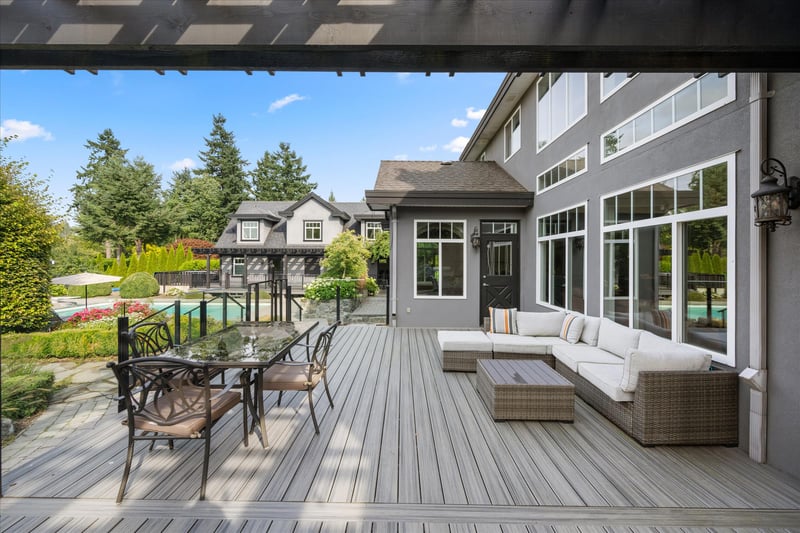 Luxury estate at 16505 26 Avenue, Surrey, BC — photo 6