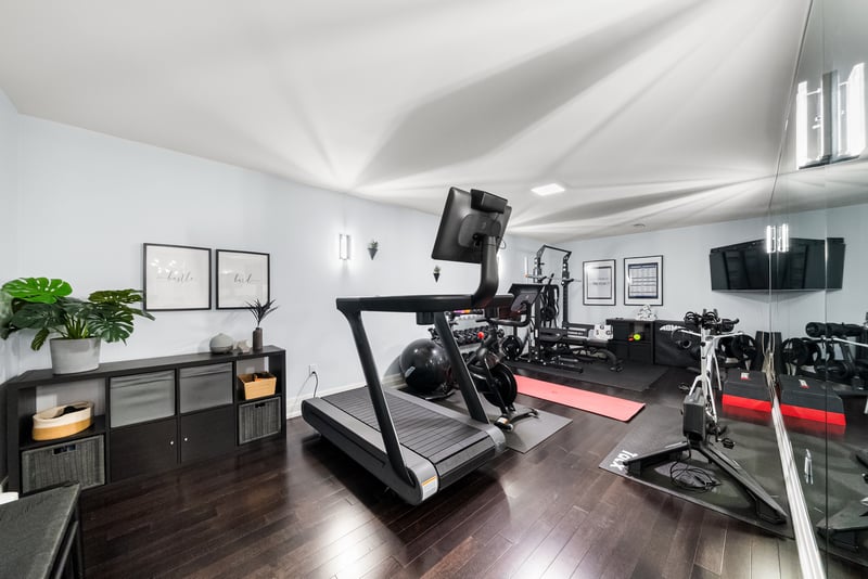 Luxury estate at 363 Niar Avenue, Mississauga, ON — photo 29