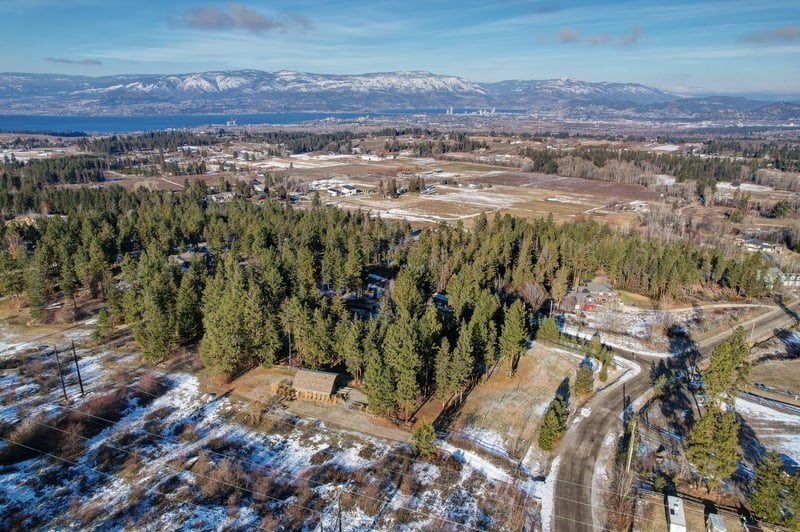 Luxury estate at 2957 Harvard Road, Kelowna, BC — photo 18
