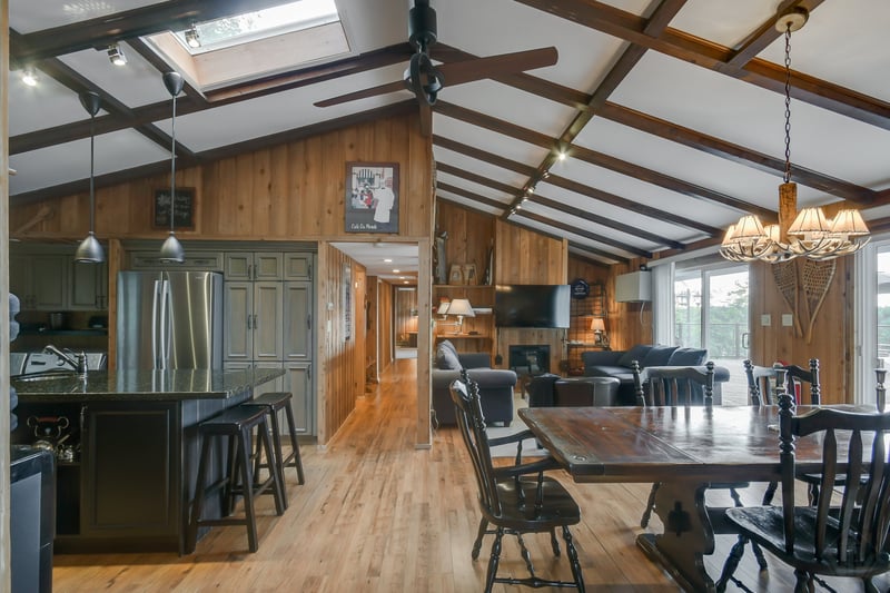 Luxury estate at 1059 Old Portage Road, Gravenhurst — photo 6