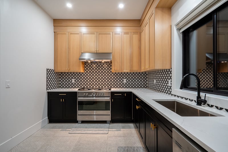 Luxury estate at 16850 106 Avenue, Surrey, BC — photo 12