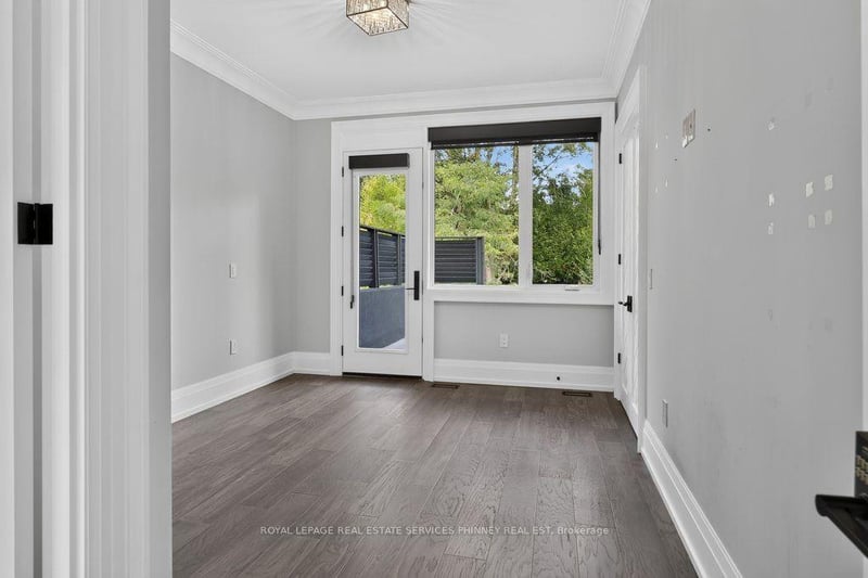 Luxury estate at 533 Carson Lane, Oakville, ON — photo 18