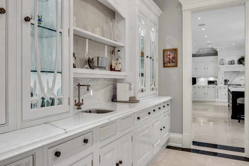 Luxury estate at 113 Maple Grove Drive, Oakville, ON — photo 14