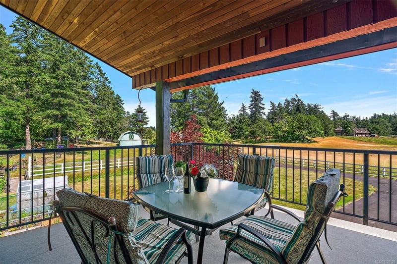 Luxury estate at 1649 Charlton Road, Victoria, BC — photo 11